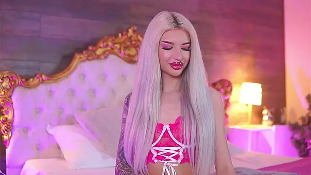 Snapshot of Juicy_Jessye chatting on March 18, 2025, 8:26 pm Juicy Jessye online show from March 18, 2025, 8:26 pm