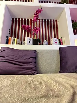 Snapshot of ApoloCruz chatting on February 19, 2026, 3:47 am ApoloCruz online show from February 19, 2026, 3:47 am