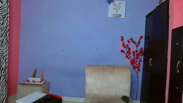 electrabrowns online show from September 18, 2025, 3:20 am