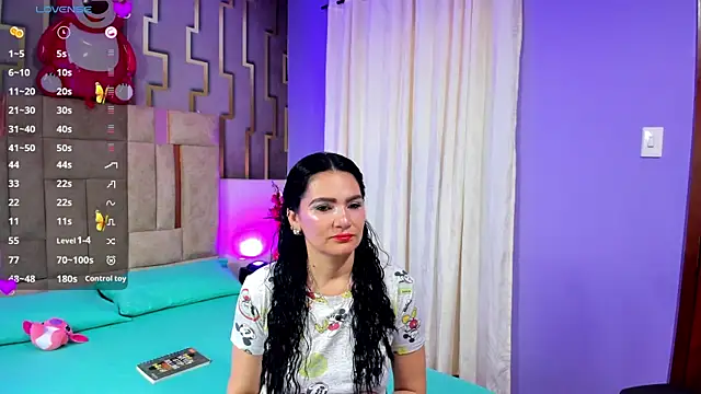 scarlet hit online show from March 11, 2025, 4:19 am