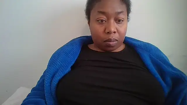angeliquebelcali online show from February 21, 2025, 1:44 pm