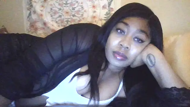 Snapshot of angeliquebelcali chatting on October 14, 2025, 9:58 pm angeliquebelcali online show from October 14, 2025, 9:58 pm