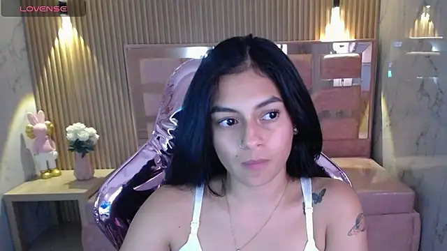 Snapshot of lilith_petit_sub chatting on February 13, 2025, 5:01 pm lilith petit sub online show from February 13, 2025, 5:01 pm