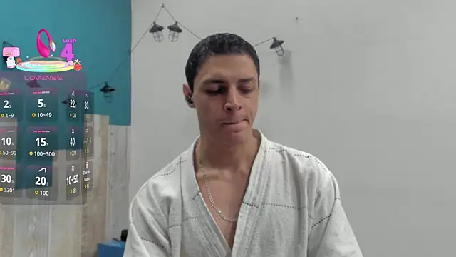 Snapshot of Frank_Millers chatting on October 10, 2025, 9:15 pm Frank Millers online show from October 10, 2025, 9:15 pm