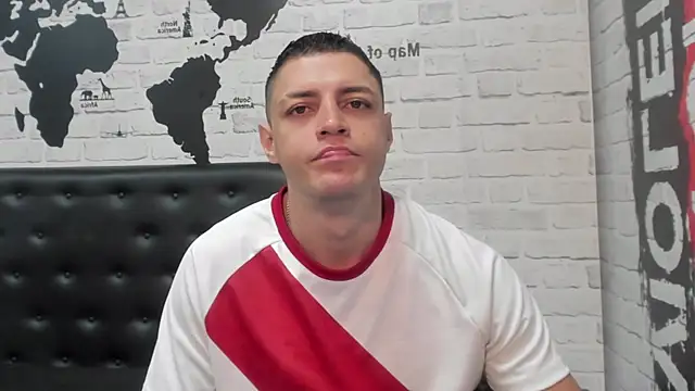 Snapshot of Frank_Millers chatting on January 16, 2026, 12:53 pm Frank Millers online show from January 16, 2026, 12:53 pm