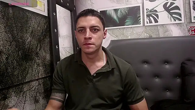 Snapshot of Frank_Millers chatting on February 27, 2025, 9:36 pm Frank Millers online show from February 27, 2025, 9:36 pm