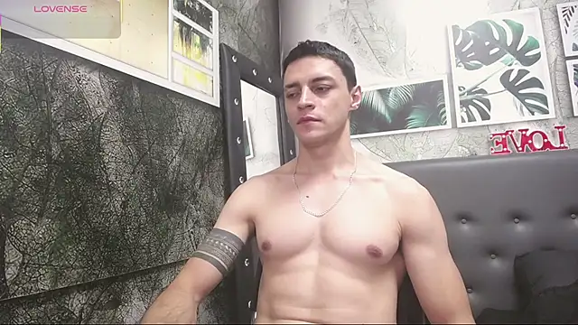 Snapshot of Frank_Millers chatting on March 10, 2025, 3:30 pm Frank Millers online show from March 10, 2025, 3:30 pm