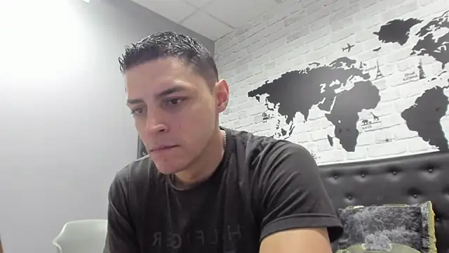 Frank Millers online show from December 2, 2025, 7:15 pm