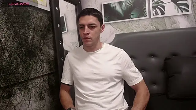 Snapshot of Frank_Millers chatting on March 5, 2025, 3:18 pm Frank Millers online show from March 5, 2025, 3:18 pm