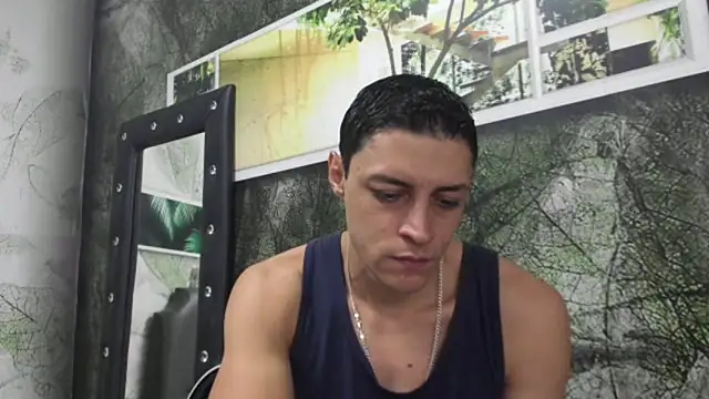 Snapshot of Frank_Millers chatting on September 19, 2025, 5:28 pm Frank Millers online show from September 19, 2025, 5:28 pm