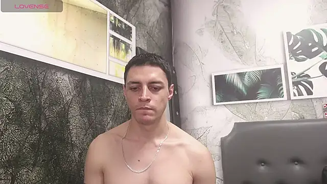 Snapshot of Frank_Millers chatting on March 13, 2025, 9:16 pm Frank Millers online show from March 13, 2025, 9:16 pm