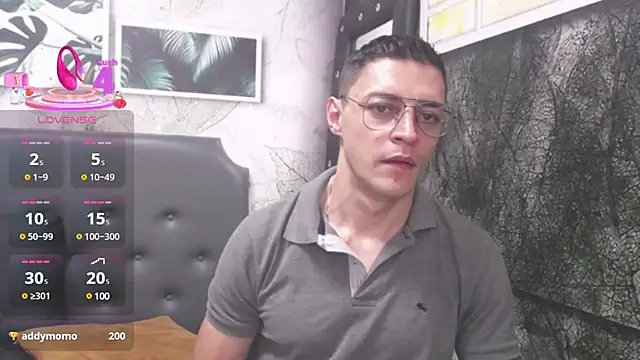 Snapshot of Frank_Millers chatting on March 21, 2025, 10:50 pm Frank Millers online show from March 21, 2025, 10:50 pm