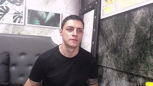 Snapshot of Frank_Millers chatting on March 3, 2025, 2:28 pm Frank Millers online show from March 3, 2025, 2:28 pm