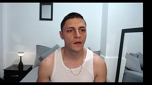 Snapshot of Frank_Millers chatting on July 15, 2026, 11:23 pm Frank Millers online show from July 15, 2026, 11:23 pm
