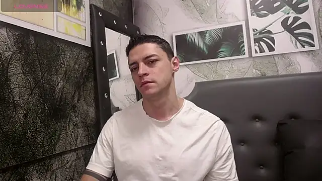 Snapshot of Frank_Millers chatting on March 5, 2025, 12:11 pm Frank Millers online show from March 5, 2025, 12:11 pm