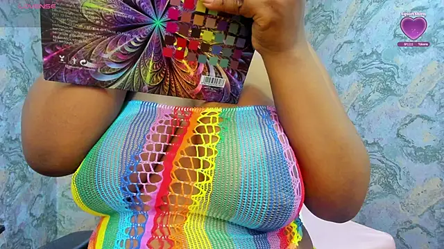 nefertiti ebony online show from November 7, 2025, 4:17 am