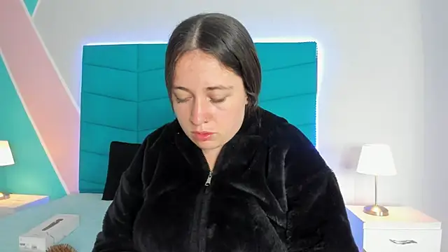 Snapshot of Luciana_brown_ chatting on March 21, 2025, 12:51 am Luciana brown online show from March 21, 2025, 12:51 am