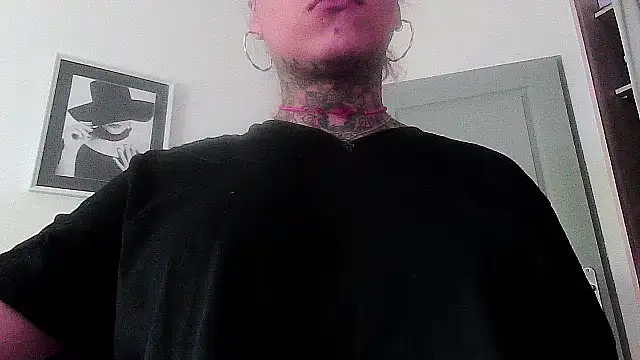 serena  vedette online show from September 30, 2025, 8:53 am