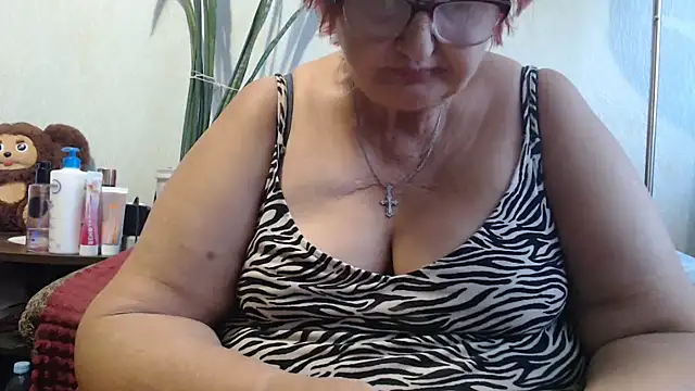 Snapshot of DeniseeRosea chatting on September 11, 2025, 10:26 am DeniseeRosea online show from September 11, 2025, 10:26 am