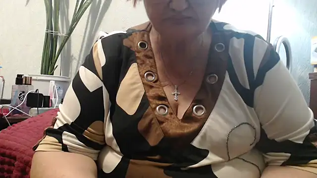 Snapshot of DeniseeRosea chatting on October 25, 2025, 6:30 pm DeniseeRosea online show from October 25, 2025, 6:30 pm