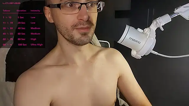 Snapshot of Moonsire1 chatting on January 31, 2026, 7:12 pm Moonsire1 online show from January 31, 2026, 7:12 pm