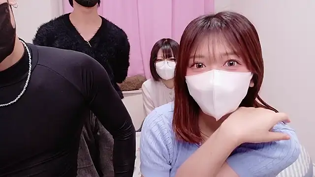 Snapshot of NA-KAREN-V8 chatting on September 19, 2025, 12:09 pm NA-KAREN-V8 online show from September 19, 2025, 12:09 pm