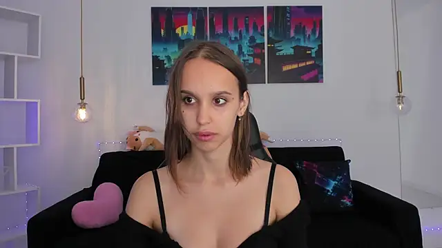 Snapshot of SandraTucker chatting on September 22, 2025, 3:12 am SandraTucker online show from September 22, 2025, 3:12 am