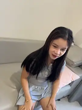 Snapshot of TOP_po chatting on December 21, 2025, 5:20 am TOP po online show from December 21, 2025, 5:20 am