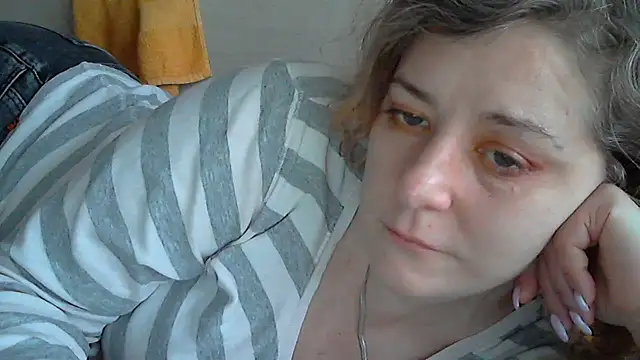 WriterInna44 online show from March 7, 2025, 11:29 am