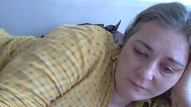 WriterInna44 online show from February 26, 2025, 10:16 am