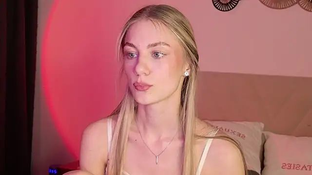 GabriellaOlsen online show from March 26, 2026, 6:17 pm