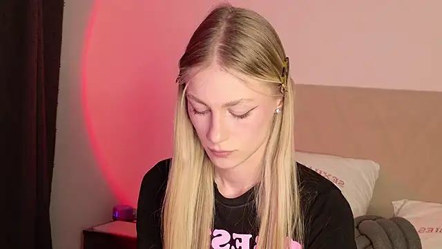 GabriellaOlsen online show from March 21, 2026, 4:55 pm