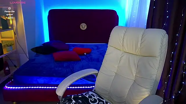 Snapshot of AureliaBliss_ chatting on March 22, 2025, 1:19 pm AureliaBliss  online show from March 22, 2025, 1:19 pm