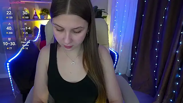 Snapshot of AureliaBliss_ chatting on March 4, 2025, 7:32 pm AureliaBliss  online show from March 4, 2025, 7:32 pm