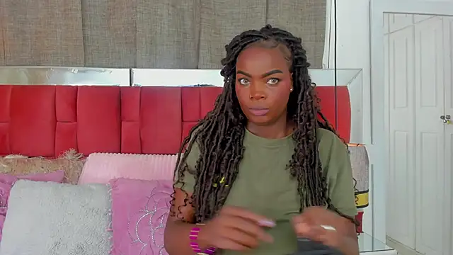 NatyParker online show from November 28, 2025, 1:55 pm