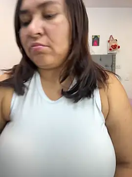 KarlaWild online show from December 4, 2025, 1:59 am