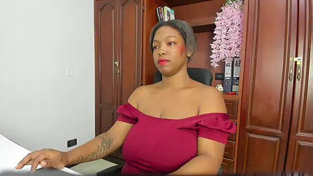 Snapshot of ValkiriaContee chatting on September 26, 2025, 7:54 pm ValkiriaContee online show from September 26, 2025, 7:54 pm