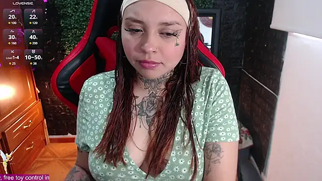 natyk m online show from October 27, 2025, 9:16 pm