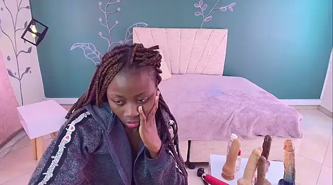 Snapshot of Sara_Naugty chatting on March 5, 2025, 3:07 pm Sara Naugty online show from March 5, 2025, 3:07 pm