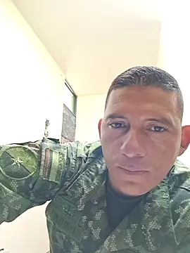 Xxxcomando online show from October 2, 2025, 3:26 pm