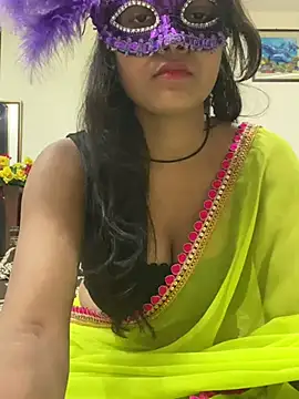 Snapshot of Richa_Madness chatting on February 9, 2025, 8:24 pm Richa Madness online show from February 9, 2025, 8:24 pm