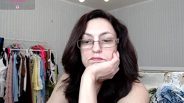 Soffya Soy online show from April 10, 2026, 7:04 am