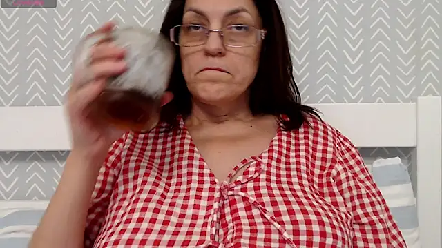 Soffya Soy online show from March 23, 2026, 5:02 pm