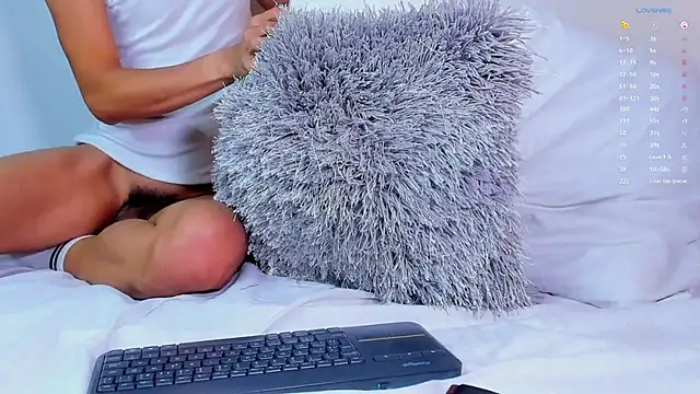 Snapshot of Jeremmy_Love chatting on October 13, 2025, 9:59 pm Jeremmy Love online show from October 13, 2025, 9:59 pm