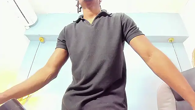 Snapshot of xxxhotbbc chatting on October 21, 2025, 7:35 pm xxxhotbbc online show from October 21, 2025, 7:35 pm