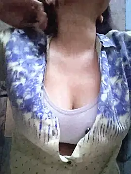 cute IndianBabe online show from July 10, 2026, 1:27 am