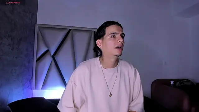 Martshall09 online show from April 10, 2026, 8:49 pm