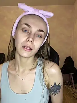 White Lu online show from January 26, 2025, 2:24 am