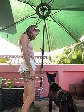 Snapshot of White_Lu chatting on September 23, 2025, 2:07 am White Lu online show from September 23, 2025, 2:07 am