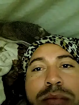 Snapshot of Nesttor chatting on January 24, 2025, 7:41 am Nesttor online show from January 24, 2025, 7:41 am